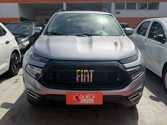 FIAT TORO 1.3 TURBO 270 FLEX FREEDOM AT6 FIAT TORO 1.3 TURBO 270 FLEX FREEDOM AT6